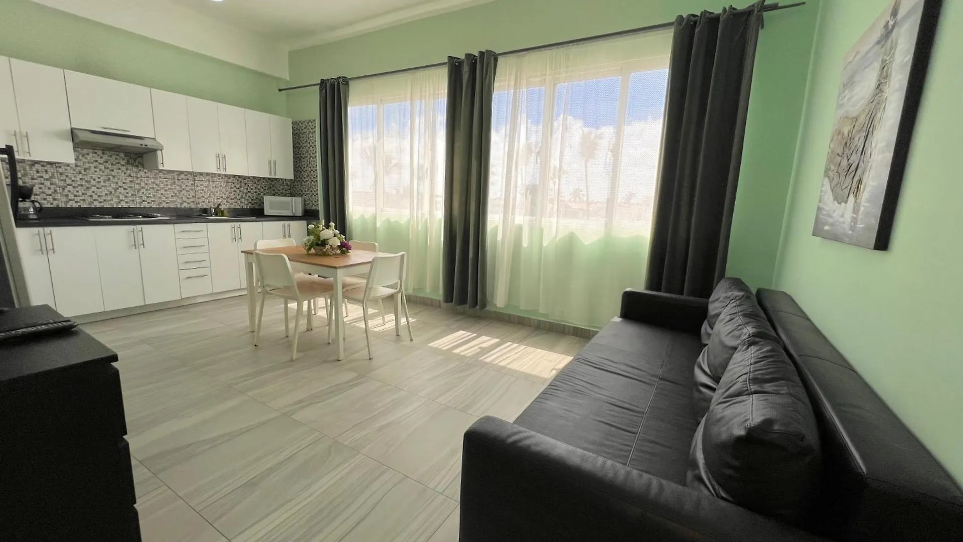 Vacation Suites With Rooftop Pool, Beach Club, Spa, Restaurants - Playa Los Corales Punta Cana República Dominicana
